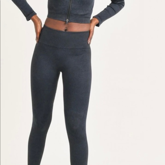 MONO B Ribbed 3 Piece Set - Picture 8 of 9